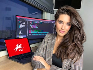 Investir 250 € na CTT e outras poderia dar-lhe uma renda extra